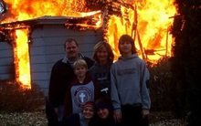 Những bức ảnh “cười ra nước mắt” khiến nhiều người thán phục: Điều tuyệt vời nhất không phải "vạn sự như ý" mà là tìm thấy bình yên trong hoạn nạn!