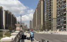 NHTW Trung Quốc bơm 19 tỷ USD trấn an các nhà đầu tư đang hoảng loạn vì "bom nợ" Evergrande