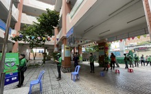 Shipper tại thành phố Thủ Đức vui mừng khi xét nghiệm miễn phí Covid-19