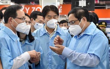Thủ tướng đề nghị Samsung và các đối tác hỗ trợ Việt Nam thực hiện chiến lược vắc xin