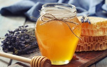 4 nhóm người tuyệt đối không nên ăn mật ong, không những không bổ dưỡng mà còn gây hại cho sức khỏe