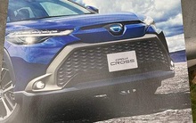 Lộ Toyota Corolla Cross 2022 với thiết kế mới, thêm gói thể thao và trang bị như xe sang mà khách Việt ao ước