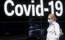 Tưởng chừng đã chiến thắng nhưng vì sao Mỹ đột nhiên phải quay trở lại với cơn khủng hoảng Covid-19 tồi tệ nhất từ trước đến nay?