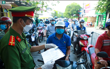 MỚI NHẤT: Hà Nội tiếp tục sử dụng giấy đi đường theo mẫu cũ