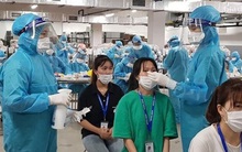 Người lao động không may bị nhiễm Covid-19 ở công ty có được hưởng chế độ tai nạn lao động?