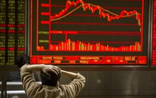 Khéo léo để không bị gán mác 'bán chui': Đây là cách các ông lớn Trung Quốc đi trước nhà đầu tư 1 bước khi giá cổ phiếu rơi tự do