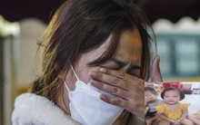 Vụ bé gái nghi có đinh ở đầu: Người mẹ 10 năm yêu thương con bỗng 'thay tính đổi nết'?