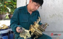 Đeo mặt nạ phòng độc làm việc này, nhiều người kiếm tiền triệu tiêu Tết