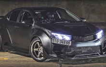 Dân chơi TP. HCM chi hơn 300 triệu đồng độ 'xe doanh nhân' Toyota Corolla Altis thành xe 2 cửa thân rộng độc nhất Việt Nam