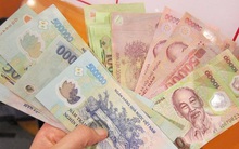 Tết đến lại lo tiền giả, làm sao để phân biệt tiền thật và tiền giả?