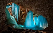 "Thế giới của những người khổng lồ băng" ẩn mình trên dãy Alps: Đẹp mê đắm lòng người!