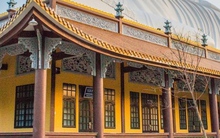 Ngôi chùa cổ 300 tuổi có tượng Phật nằm trên mái dài nhất châu Á ở Bình Dương