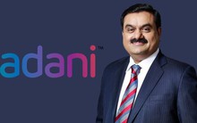 Điều ít ai biết về tỷ phú Ấn Độ giàu thứ 2 thế giới: Bỏ đại học, khởi nghiệp với hơn 1 USD rồi thành doanh nhân kim cương, vượt mặt cả Jeff Bezos