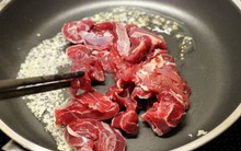 Ăn nhiều trứng, thịt bò có bổ sung sắt, kẽm: Chuyên gia chỉ ra lưu ý cha mẹ cần nhớ