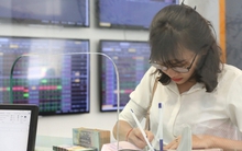 Chứng khoán “thử lửa” tâm lý đầu tư