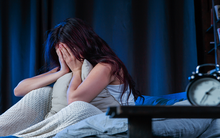 Nghề ru ngủ: Công việc bán thời gian nhưng kiếm bộn tiền vì số lượng người mất ngủ ngày càng gia tăng