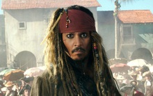 Phục trang "cướp biển" bùng nổ sau hiệu ứng phiên tòa giữa Johnny Depp - Amber Heard