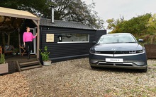 Hyundai chính thức mở 'khách sạn' chạy bằng điện từ Ioniq 5