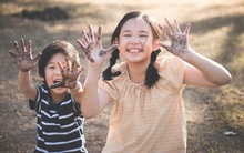 Vì sao con đầu lòng thường thông minh hơn?