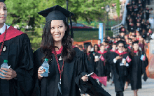 2 lý do bất ngờ khiến trường Harvard và nhiều đại học kinh doanh hàng đầu 'ế nặng'