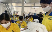 Lãi suất, tỉ giá tăng: Doanh nghiệp phải làm gì để ngừa rủi ro?