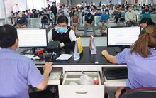 Vé máy bay, tàu hỏa dịp Tết: Giá cao, nhiều khuyến mãi