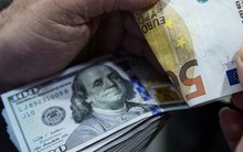 USD tăng trở lại, Euro giảm sau khi ECB tăng lãi suất, vàng giảm theo