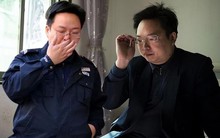 Học bá Thanh Hoa chưa từng phải làm việc nhà, bất đắc dĩ làm sales bất động sản, trắng tay ‘giấu bằng’ về làm bảo vệ