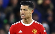 Ronaldo tuyệt vọng níu giữ đỉnh cao