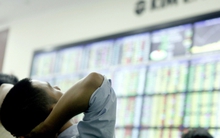 Áp lực giải chấp 'đè nặng' chứng khoán Việt