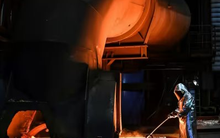 1/3  công ty thép Trung Quốc đứng trước nguy cơ phá sản, áp lực đè nặng các ông lớn ngành  thép toàn cầu