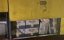 Tạm giữ gần 7.000 chai bia ngoại nhập không có hóa đơn, chứng từ