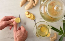 Mỗi sáng thức dậy nhai 1 miếng gừng nhỏ, trong vòng nửa tháng, cơ thể nam giới có thể nhận 3 thay đổi tuyệt vời