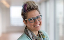 Phó Chủ tịch Microsoft: Làm mẹ là hành trình sống thật với con người mình