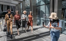 Xu hướng làm thần tượng mạng xã hội ở những người già Trung Quốc