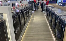 Hàng điện máy, công nghệ tăng giá