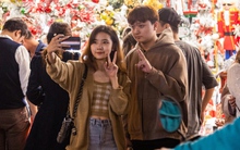 Giới trẻ Hà thành nô nức đến phố Hàng Mã check-in trước thềm Noel