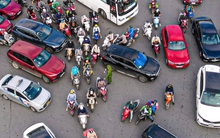 Hà Nội: Giao thông hỗn loạn ngày đầu phân làn nút giao Mễ Trì