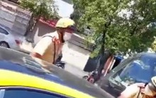 Thông tin mới vụ ô tô tông ngã xe của CSGT rồi bỏ chạy