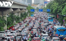 Phí đường bộ: Cần giảm sâu hơn, dài hơi hơn nữa