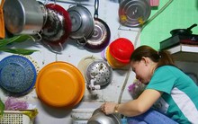 Thất nghiệp vì doanh nghiệp thu hẹp sản xuất