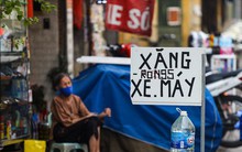 Hà Nội quyết dẹp 'cây xăng di động' bán vỉa hè