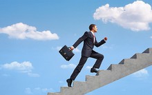 Ở đời nhất định phải nhớ 5 quy luật thì tương lai không phú thì cũng quý