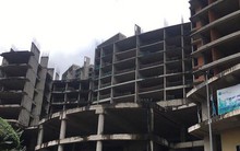 Nhà băng hạ giá tài sản thế chấp hàng chục lần không ai mua