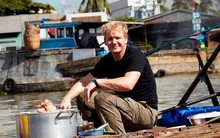 Ẩm thực Việt và Lào có gì mà được đầu bếp nổi tiếng gọi là "điểm đến ẩm thực hàng đầu thế giới"?