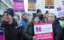 Khoảng 100.000 y tá Anh chuẩn bị nghỉ việc trong đợt đình công đầu tiên