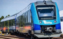 Tàu hydro đầu tiên trên thế giới chính thức lăn bánh, mở ra một kỷ nguyên mới cho giao thông xanh