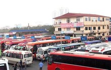 Thủ tướng yêu cầu xử nghiêm 'xe dù', 'bến cóc', tăng giá giá vé trái quy định trong dịp Tết