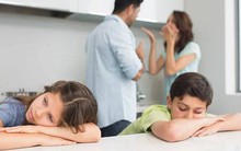 Thường xuyên chứng kiến cha mẹ cãi nhau, trẻ khó lớn lên hạnh phúc và khỏe mạnh