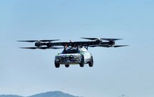 Xe điện bay của Trung Quốc: Giá hơn 3 tỷ đồng, hứa hẹn được sản xuất hàng loại vào năm 2025, 'cân' mọi chướng ngại vật và tắc đường